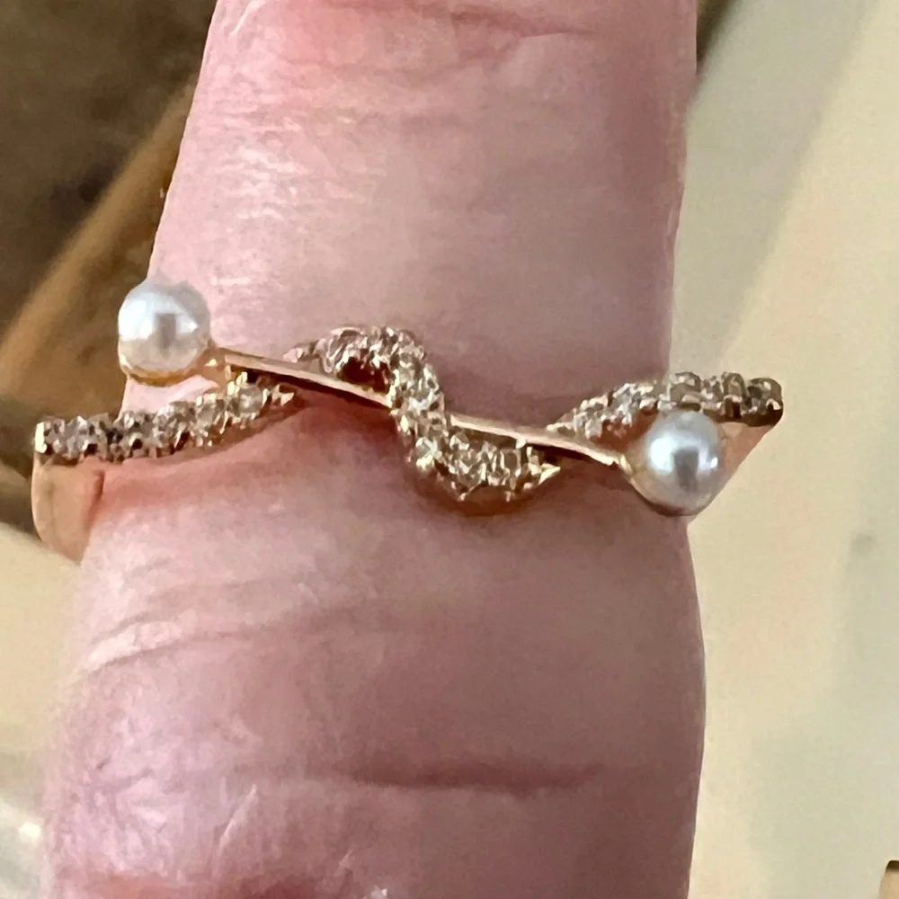 🟠NWT PRETTY BIRD Tarnish Proof Rose Gold/Rhinestone/Pearl Adjustable Ring